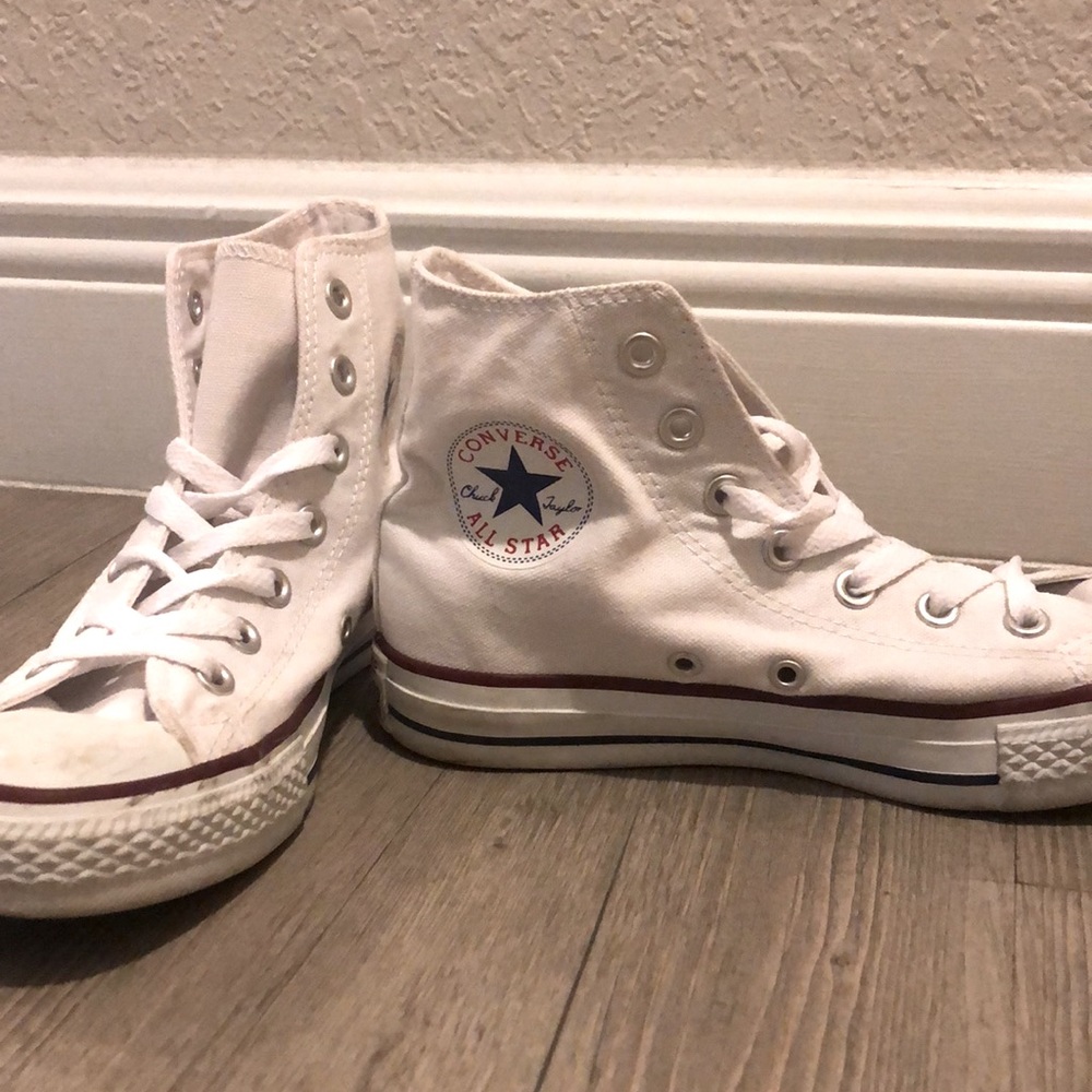 White High top Converse